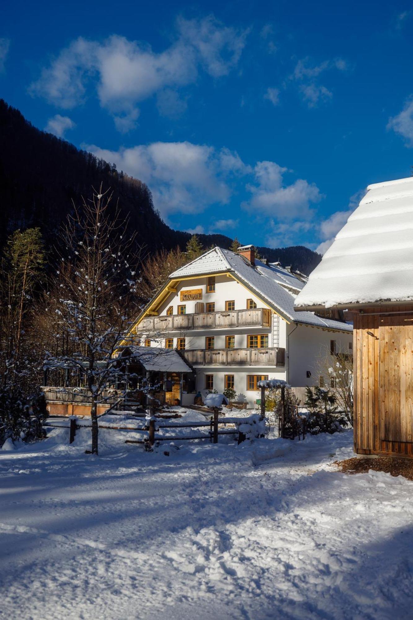 Готель Eko Hisa-Eco House Na Razpotju Солчава Екстер'єр фото